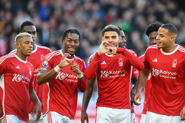 进一步吸引 进一步吸引